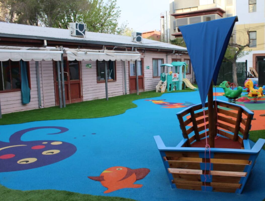 Pisos de Caucho In Situ Infantiles y Deportivos - Play And Toys